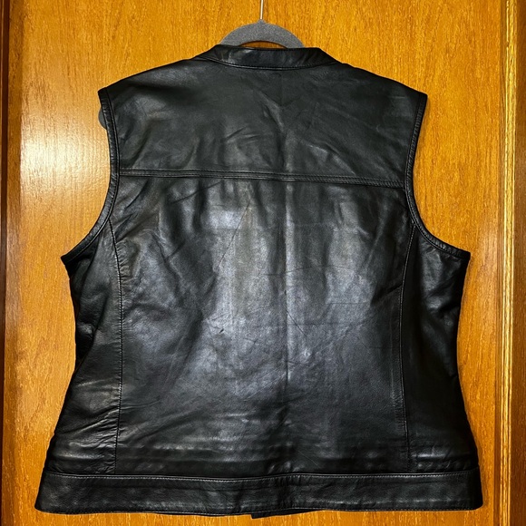 Genuine Leather Vest, size XXL, NWOT - Picture 3 of 10